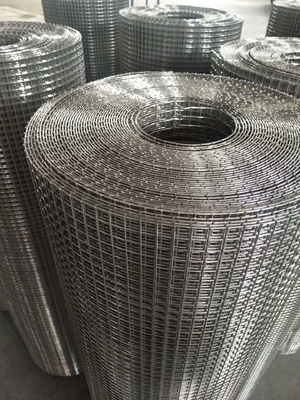 10mmx10mm SS316 SS Welded Wire Mesh Anticorrosion  Non Deformable