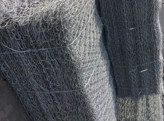 Galvanized Stainless Steel Hexagonal Wire Mesh Anti Corrosion 5m To 50m