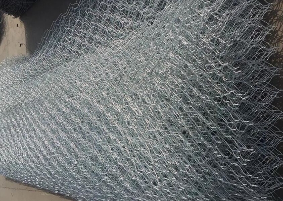 Galvanized Stainless Steel Hexagonal Wire Mesh Anti Corrosion 5m To 50m