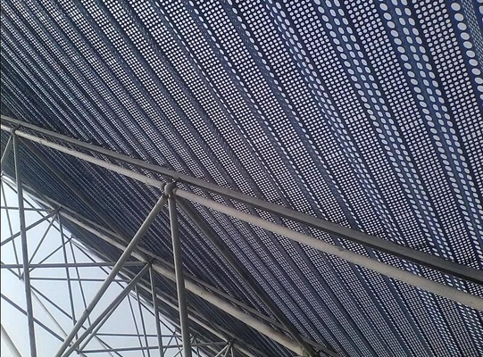 0.5m-6m Galvanized Plate Mesh Fence Wind And Dust Protection With Blue Color