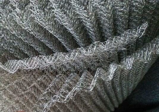 Customized Knitted Stainless Steel Mesh Corrosion Resistant Irregular Hope Shape