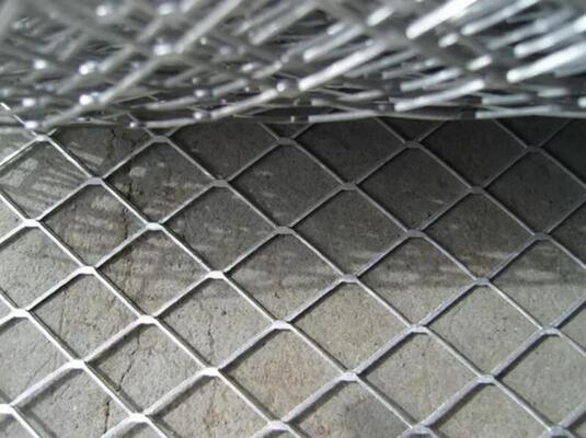 Pulled Plate Expanded Wire Mesh Customized Color 0.5-8mm Sheet Thickness Durable