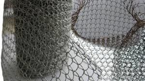 SUS316L Knitted Mesh 4mm X 4mm Hole 0.28mm Wire Stainless Steel Knitted Wire Mesh