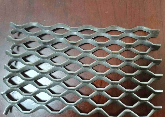 Steel 0.8mm Thick Expanded Metal Filter Mesh Diamond Shaped Openings